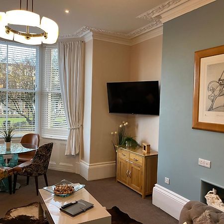 Strathmore Apt Scarborough, Pool, Gym, Parking Luaran gambar
