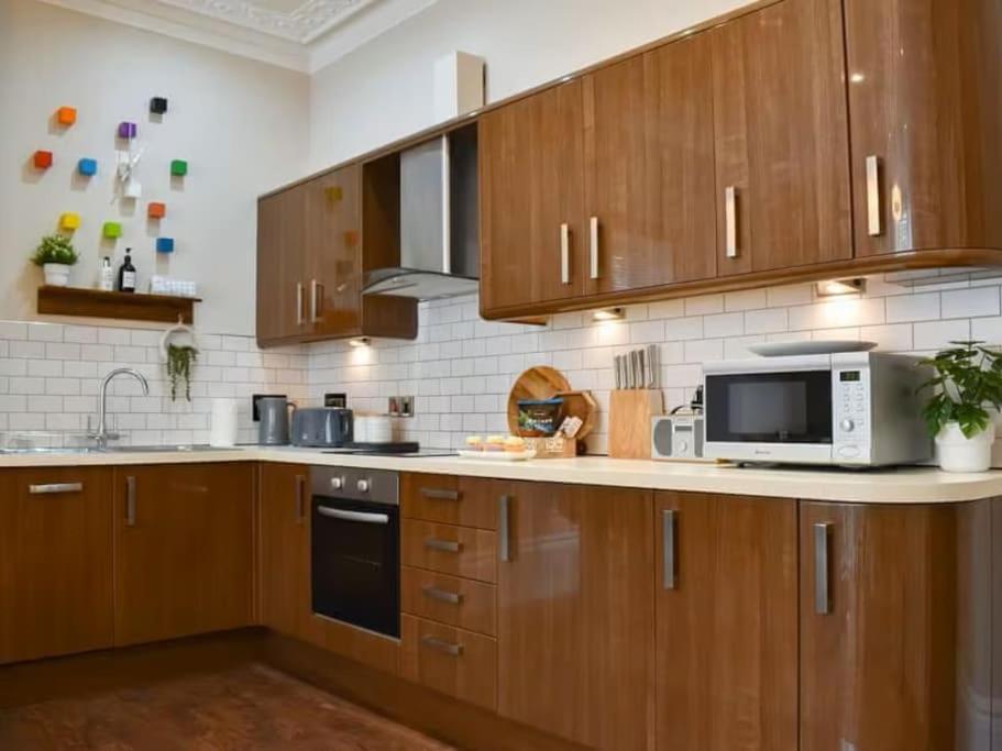 Strathmore Apt Scarborough, Pool, Gym, Parking Luaran gambar