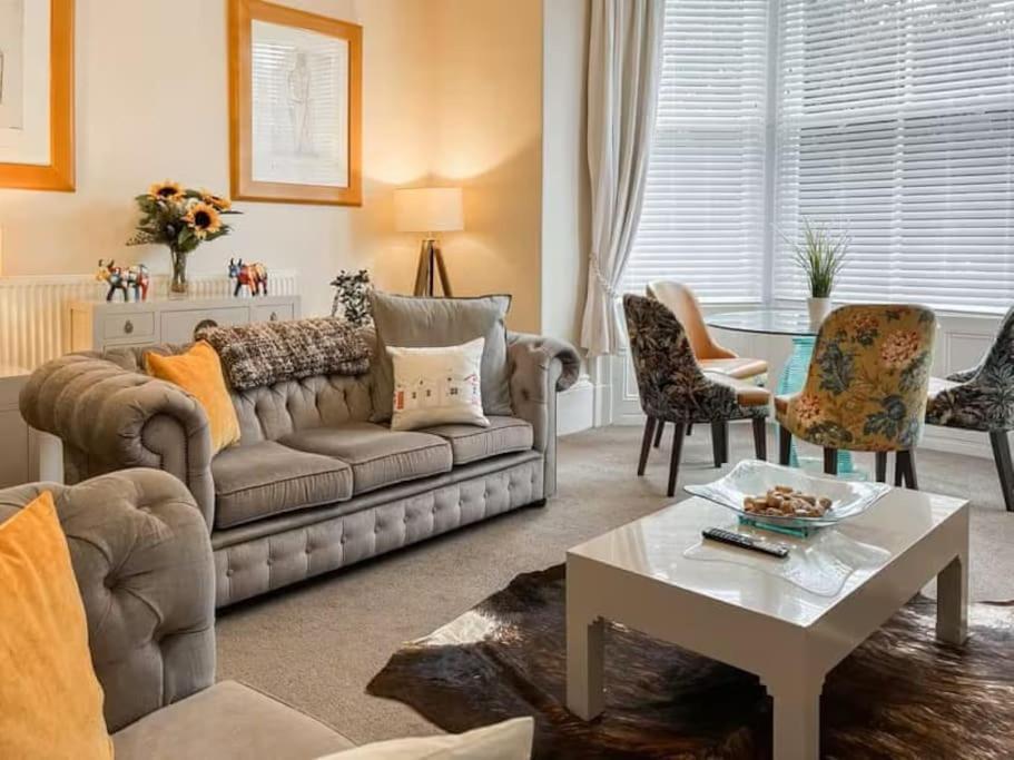 Strathmore Apt Scarborough, Pool, Gym, Parking Luaran gambar