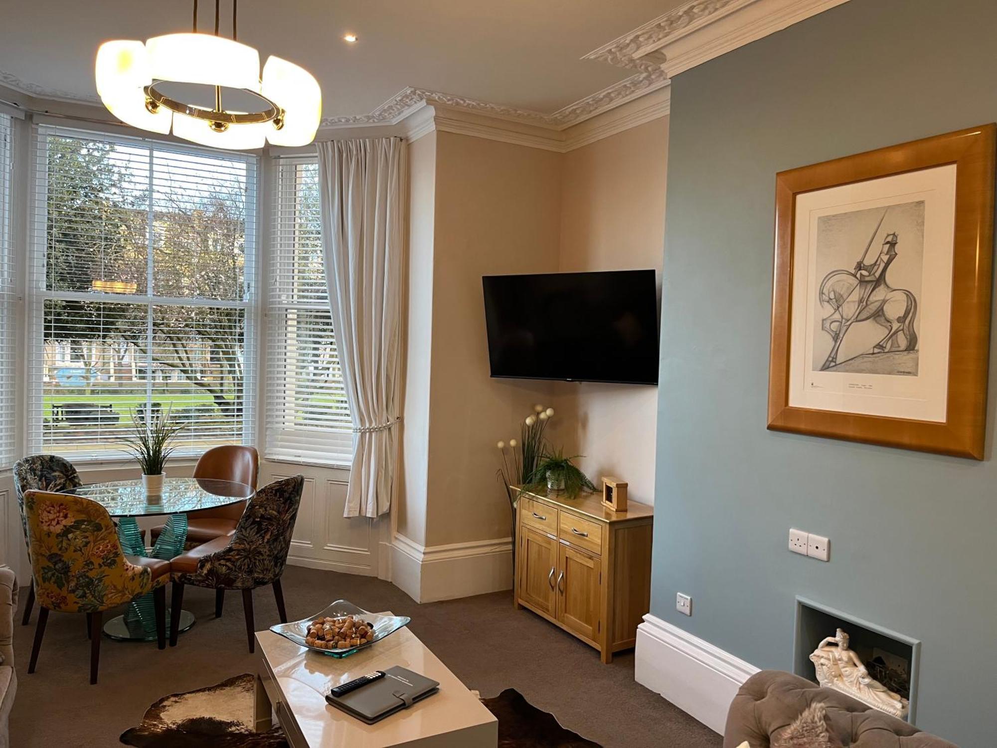 Strathmore Apt Scarborough, Pool, Gym, Parking Luaran gambar